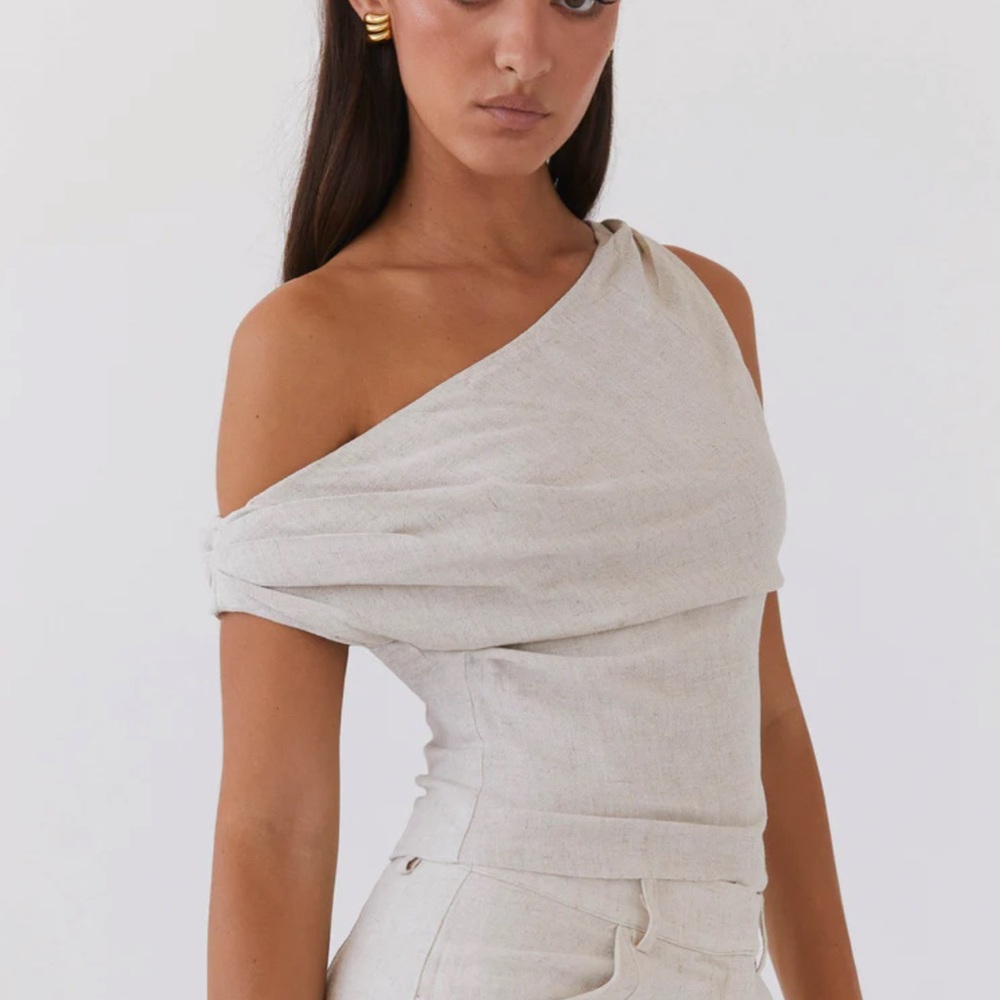 Peppermayo One Shoulder Linen Top